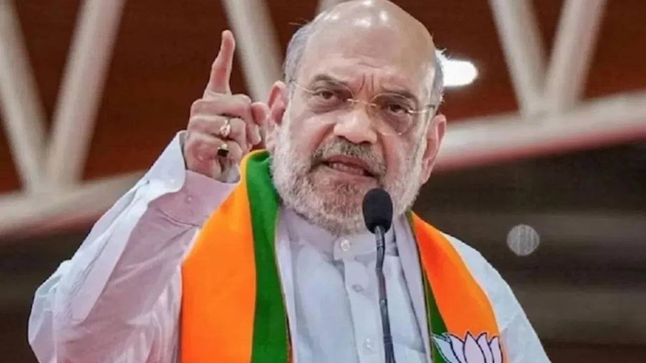 आज से तीन दिवसीय बंगाल दौरे पर अमित शाह, चुनावी तैयारियों पर करेंगे मंथन, जानें पूरा कार्यक्रम आज से तीन दिवसीय बंगाल दौरे पर अमित शाह, चुनावी तैयारियों पर करेंगे मंथन, जानें पूरा कार्यक्रम