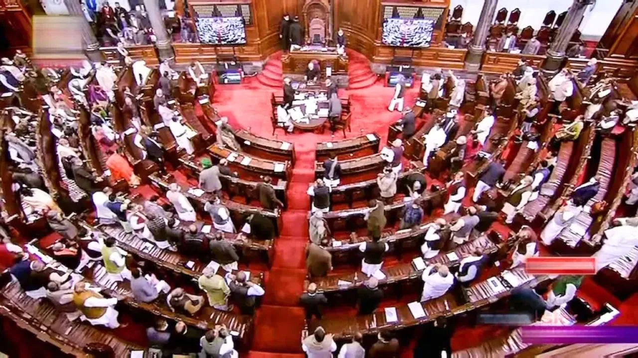 आज से संसद का शीतकालीन सत्र, हंगामे के आसार, SIR पर आमने-सामने होंगे विपक्ष और सरकार आज से संसद का शीतकालीन सत्र, हंगामे के आसार, SIR पर आमने-सामने होंगे विपक्ष और सरकार