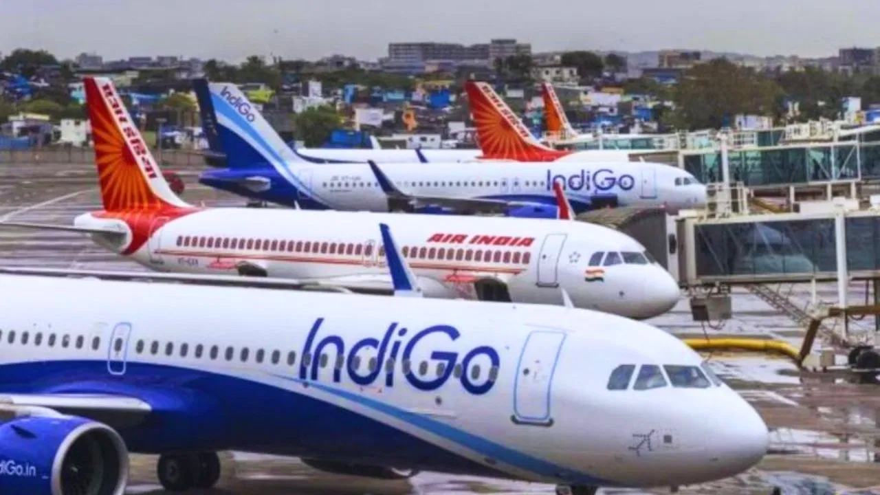 इंडिगो की 200 से ज्यादा फ्लाइटें कैंसिल, मुंबई से दिल्ली तक हड़कंप, यात्री परेशान इंडिगो की 200 से ज्यादा फ्लाइटें कैंसिल, मुंबई से दिल्ली तक हड़कंप, यात्री परेशान