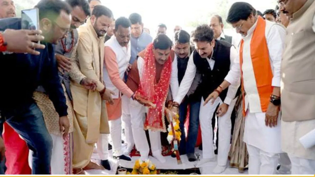 इंदौर में ₹773 करोड़ की लागत से बनेगा अस्पताल, जानें क्या-क्या सुविधाएं होंगी? इंदौर में ₹773 करोड़ की लागत से बनेगा अस्पताल, जानें क्या-क्या सुविधाएं होंगी?