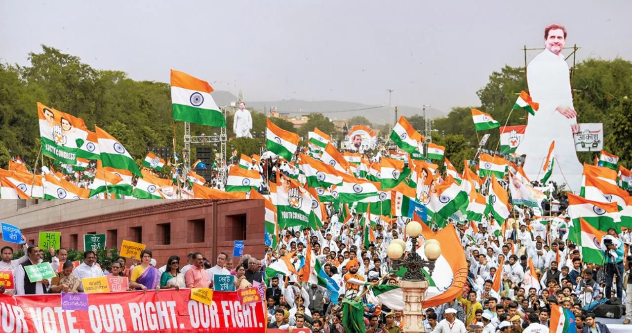 क्या कांग्रेस की रैली में इंडिया गठबंधन के अन्य दल होंगे शामिल? सस्पेंस बरकरार, वोट चोरी और SIR पर होना है घमासान क्या कांग्रेस की रैली में इंडिया गठबंधन के अन्य दल होंगे शामिल? सस्पेंस बरकरार, वोट चोरी और SIR पर होना है घमासान