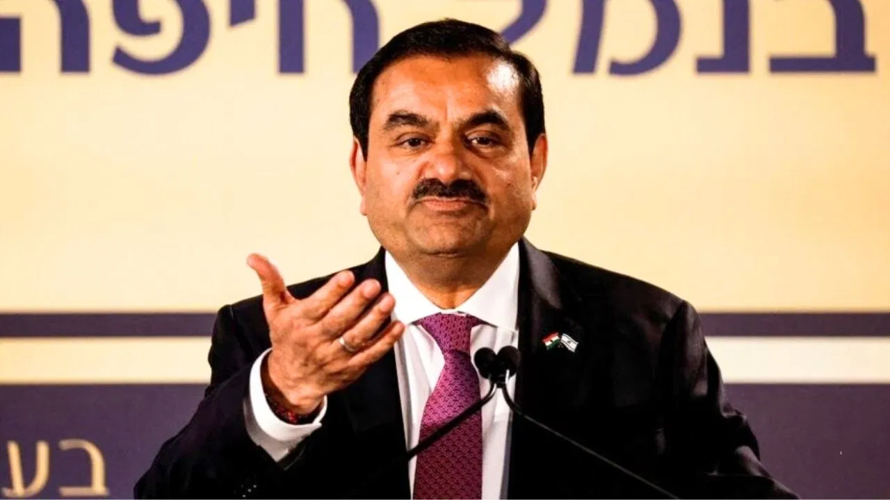 खत्म हो रहा वैश्विक व्यापार का युग…अडानी बोले- आत्मरक्षा के लिए पीछे हट रहे देश खत्म हो रहा वैश्विक व्यापार का युग...अडानी बोले- आत्मरक्षा के लिए पीछे हट रहे देश
