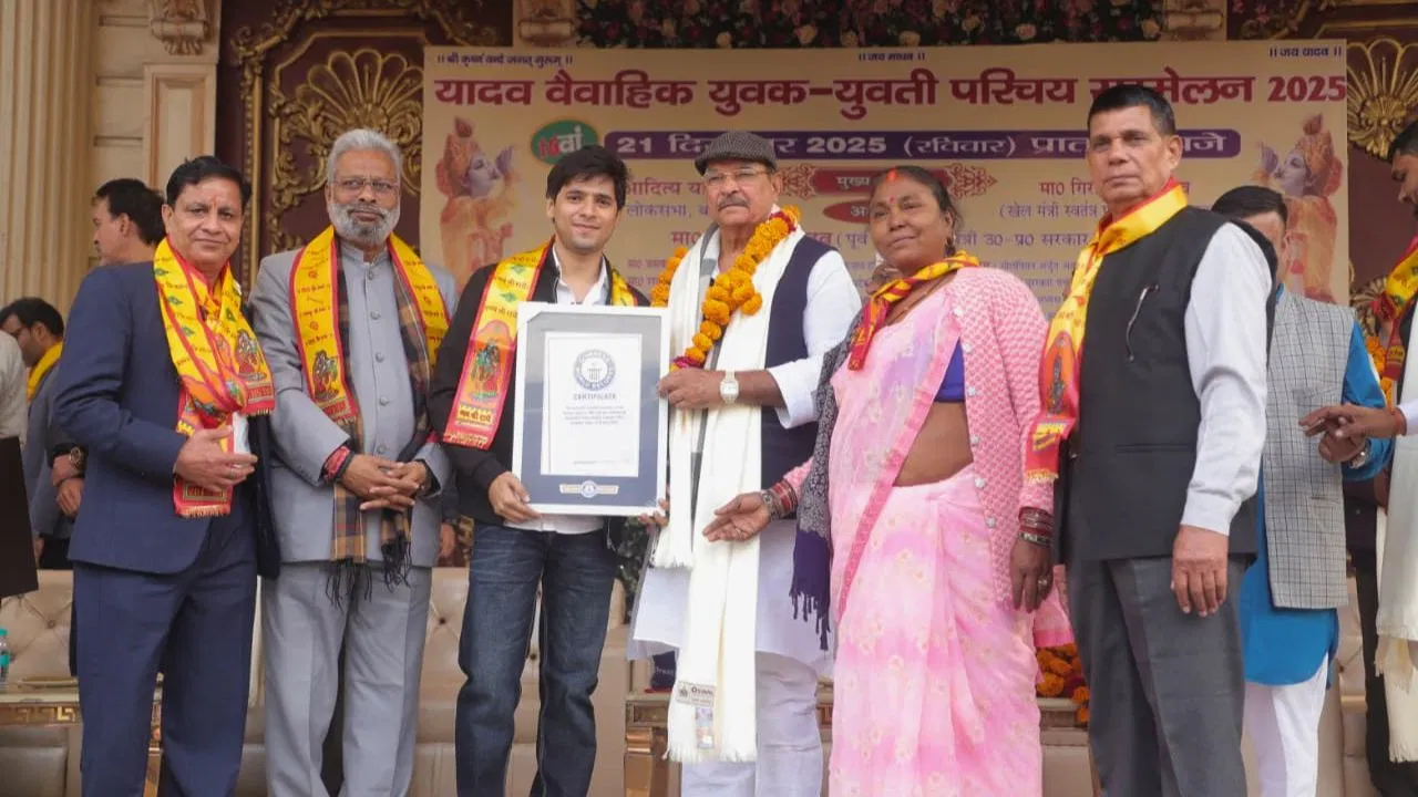 गाजियाबाद के दीपांकर ने 1 मिनट में लगाए 490 पंच, बना डाला वर्ल्ड रिकॉर्ड… गिनीज बुक में नाम गाजियाबाद के दीपांकर ने 1 मिनट में लगाए 490 पंच, बना डाला वर्ल्ड रिकॉर्ड... गिनीज बुक में नाम
