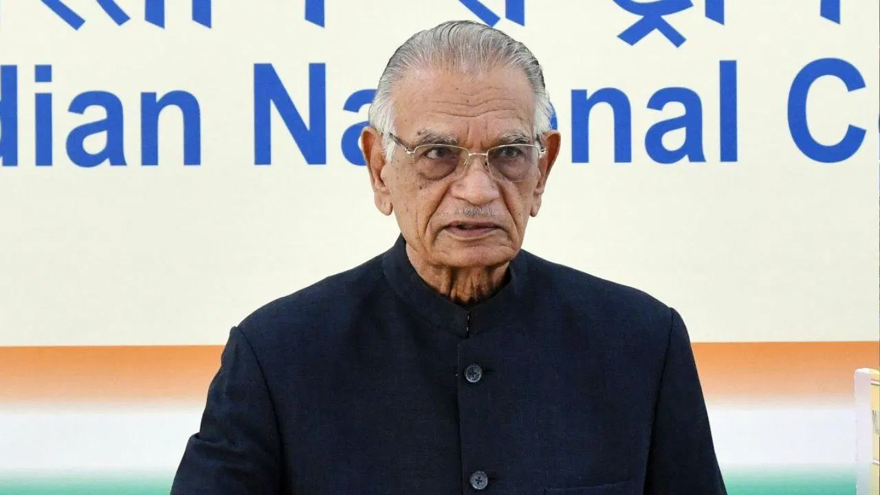 पूर्व केंद्रीय गृह मंत्री शिवराज पाटिल का निधन, लातूर में ली अंतिम सांस पूर्व केंद्रीय गृह मंत्री शिवराज पाटिल का निधन, लातूर में ली अंतिम सांस
