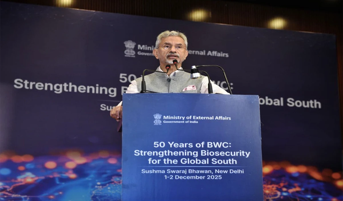 बदलते सुरक्षा चक्र में भारत का निर्णायक कदम, जयशंकर ने जैविक हथियार सम्मेलन में पेश की सशक्त रणनीति, मजबूत जैव-सुरक्षा पर जोर बदलते सुरक्षा चक्र में भारत का निर्णायक कदम, जयशंकर ने जैविक हथियार सम्मेलन में पेश की सशक्त रणनीति, मजबूत जैव-सुरक्षा पर जोर