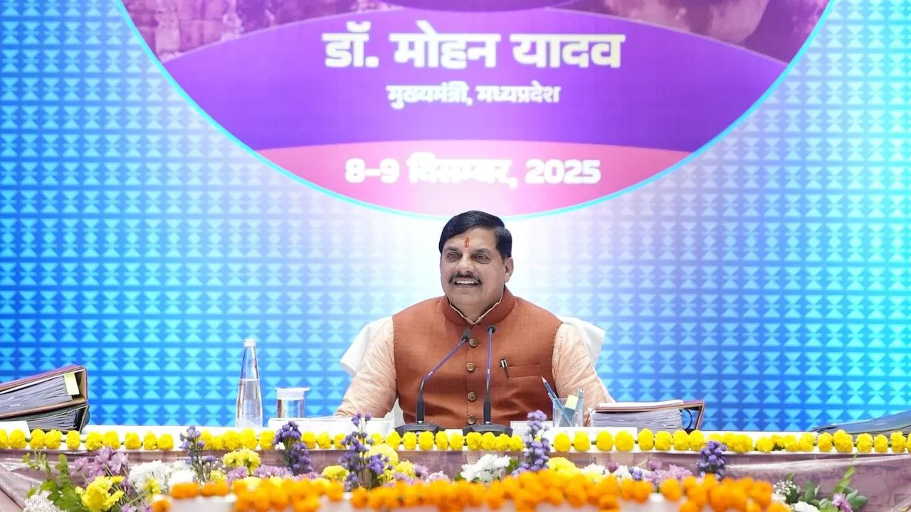 बदलेगा बुंदेलखंड… रोड, मेडिकल कॉलेज, उद्योग, सिंचाई, टाइगर रिजर्व सबके लिए विकास का प्रण बदलेगा बुंदेलखंड... रोड, मेडिकल कॉलेज, उद्योग, सिंचाई, टाइगर रिजर्व सबके लिए विकास का प्रण