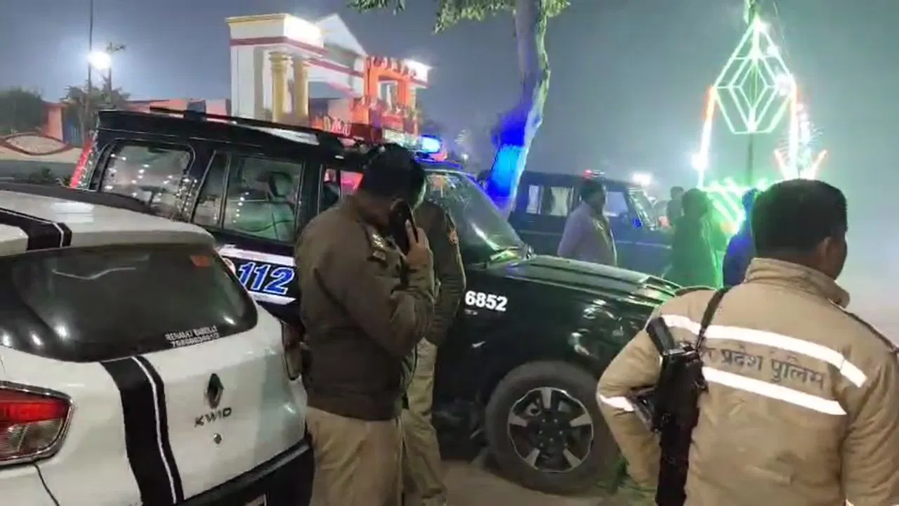बरेली में निकाह के बाद की हर्ष फायरिंग, दूल्हे के दोस्त को लगी गोली… मौत; आरोपी फरार बरेली में निकाह के बाद की हर्ष फायरिंग, दूल्हे के दोस्त को लगी गोली... मौत; आरोपी फरार