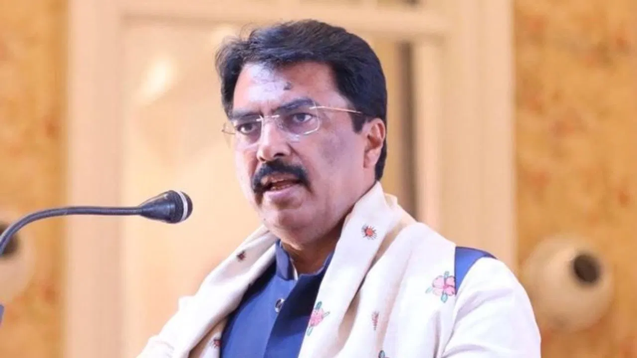 भरोसेमंद चेहरा, 20 साल से विधायक और इतनी संपत्ति… कौन हैं बिहार BJP के नए अध्यक्ष संजय सरावगी? भरोसेमंद चेहरा, 20 साल से विधायक और इतनी संपत्ति... कौन हैं बिहार BJP के नए अध्यक्ष संजय सरावगी?