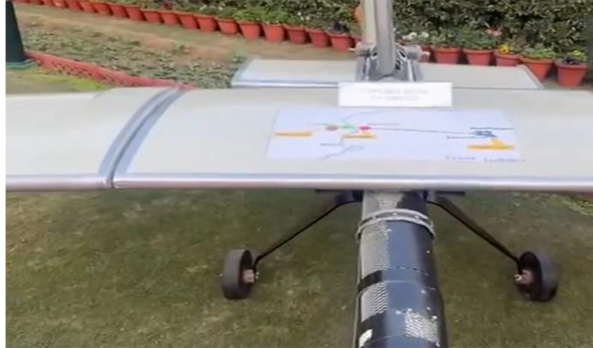 भारत ने निकाला तुर्किए के ड्रोन का जनाजा, लगा दी सरेआम प्रदर्शनी भारत ने निकाला तुर्किए के ड्रोन का जनाजा, लगा दी सरेआम प्रदर्शनी
