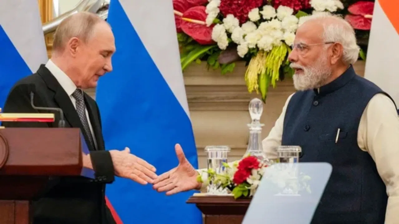 मेडिकल एजुकेशन, फ्री टूरिस्ट वीजा से लेकर शिपिंग तक, इन सेक्टर्स में हुई रूस के साथ डील मेडिकल एजुकेशन, फ्री टूरिस्ट वीजा से लेकर शिपिंग तक, इन सेक्टर्स में हुई रूस के साथ डील