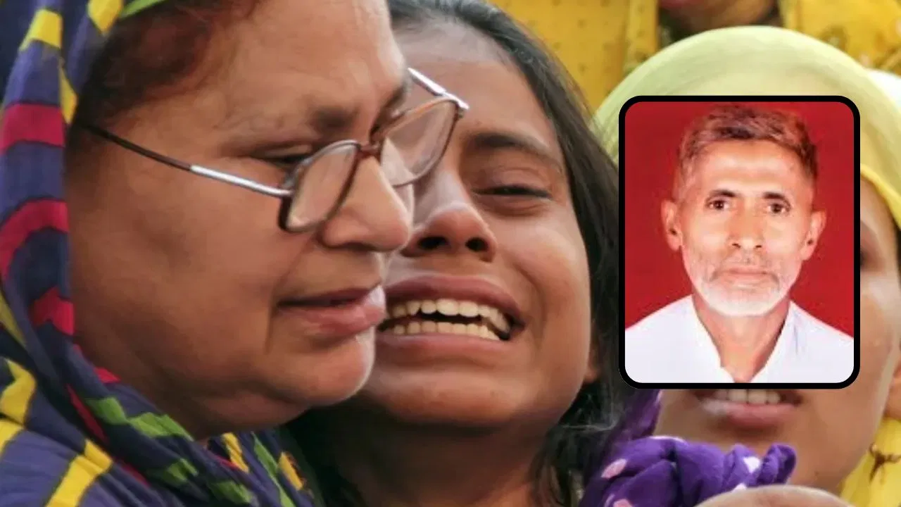 अखलाक लिंचिंग : यूपी सरकार वापस लेना चाहती थी आरोपियों के केस, कोर्ट ने खारिज की याचिका लाठी से जान लेना क्या छोटा गुनाह है? मॉब लिंचिंग में मारे गए अखलाक के परिवार का कोर्ट में सवाल