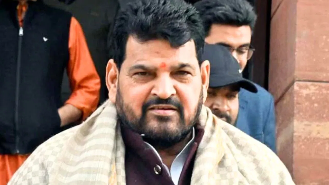 ‘लोकसभा से साजिश करके निकाला…अखिलेश का एहसान, बृजभूषण सिंह के बयानों से बढ़ी सियासी सरगर्मी 'लोकसभा से साजिश करके निकाला...अखिलेश का एहसान, बृजभूषण सिंह के बयानों से बढ़ी सियासी सरगर्मी