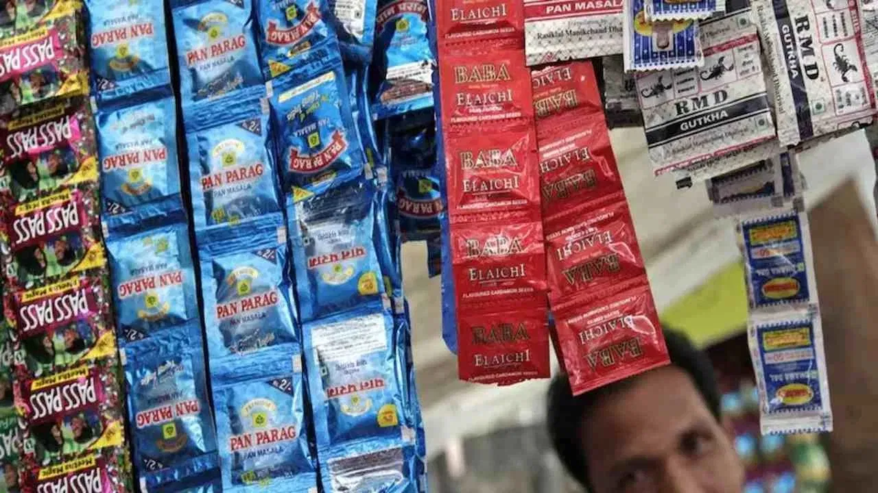 सिगरेट, पान मसाला सब हो जाएंगे महंगे, ससंद में पास हुआ नया सेस बिल सिगरेट, पान मसाला सब हो जाएंगे महंगे, ससंद में पास हुआ नया सेस बिल