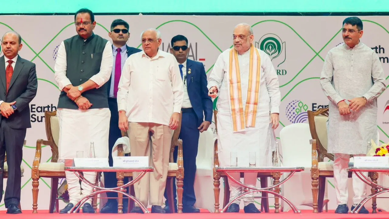 हर पंचायत में बनेगी सहकारी संस्था…’अर्थ समिट 2025′ उद्घाटन में बोले गृहमंत्री अमित शाह हर पंचायत में बनेगी सहकारी संस्था...'अर्थ समिट 2025' उद्घाटन में बोले गृहमंत्री अमित शाह