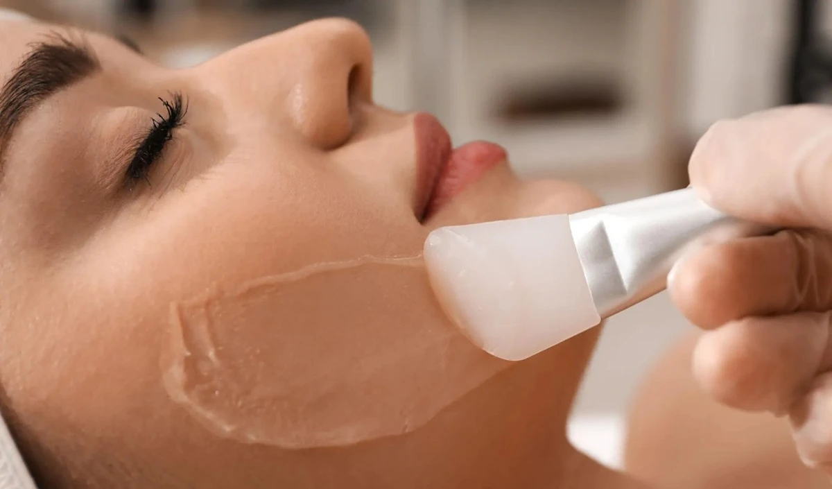 Beauty Tips: Facial Hair हटाने के लिए क्या है बेस्ट, ब्लीच या वैक्स, जानें कौनसा Beauty Treatment रहेगा सेफ Beauty Tips: Facial Hair हटाने के लिए क्या है बेस्ट, ब्लीच या वैक्स, जानें कौनसा Beauty Treatment रहेगा सेफ