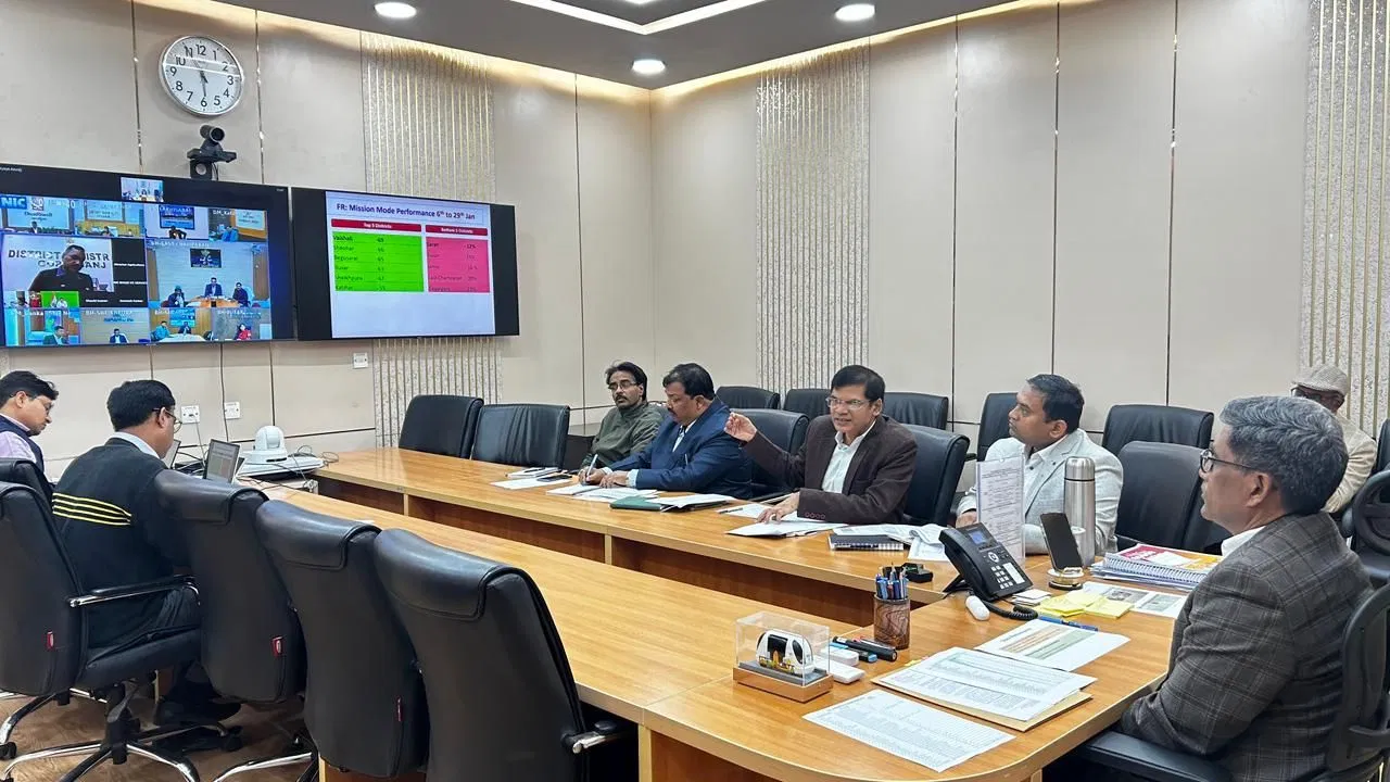 Bihar: लक्ष्य हासिल करने वाले जिले होंगे पुरस्कृत, एग्रीस्टैक समीक्षा बैठक में मिशन मोड में काम करने के निर्देश Bihar: लक्ष्य हासिल करने वाले जिले होंगे पुरस्कृत, एग्रीस्टैक समीक्षा बैठक में मिशन मोड में काम करने के निर्देश