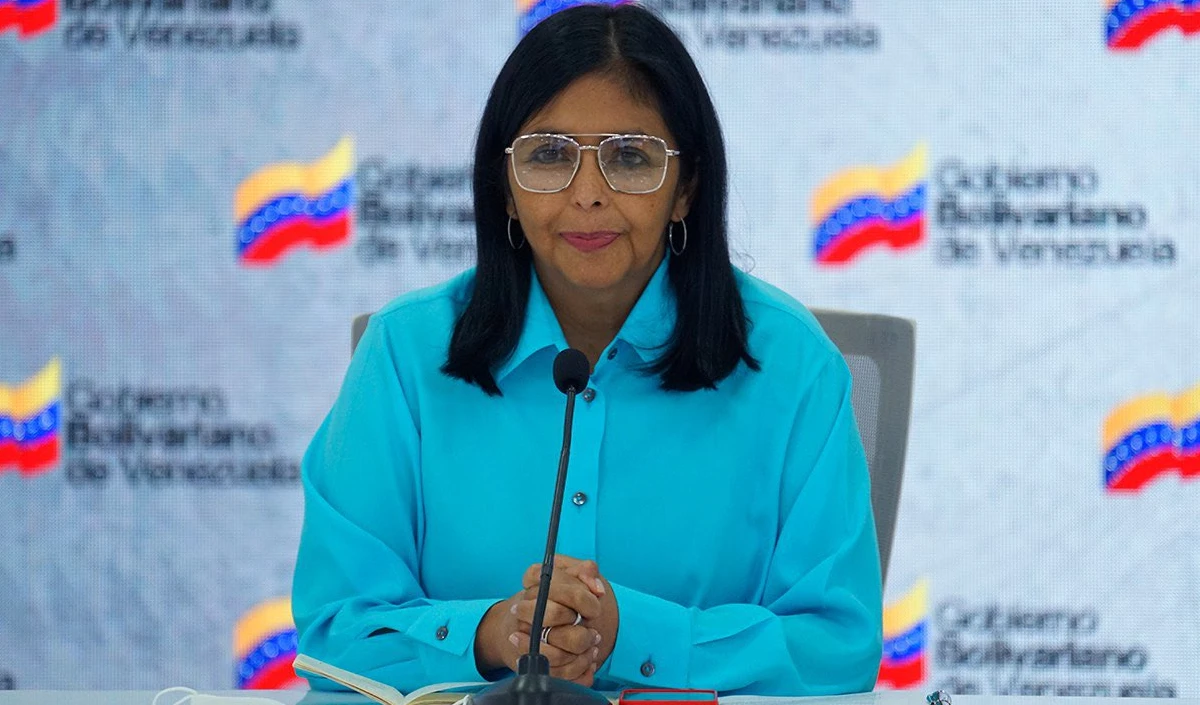 Delcy Rodriguez बनीं अंतरिम राष्ट्रपति, ट्रंप ने Venezuela को अमेरिकी नियंत्रण में लिया Delcy Rodriguez बनीं अंतरिम राष्ट्रपति, ट्रंप ने Venezuela को अमेरिकी नियंत्रण में लिया