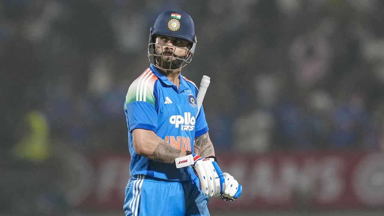India vs New Zealand: टीम इंडिया के साथ स्टेडियम नहीं पहुंचे विराट-रोहित, ये है बड़ी वजह India vs New Zealand: टीम इंडिया के साथ स्टेडियम नहीं पहुंचे विराट-रोहित, ये है बड़ी वजह
