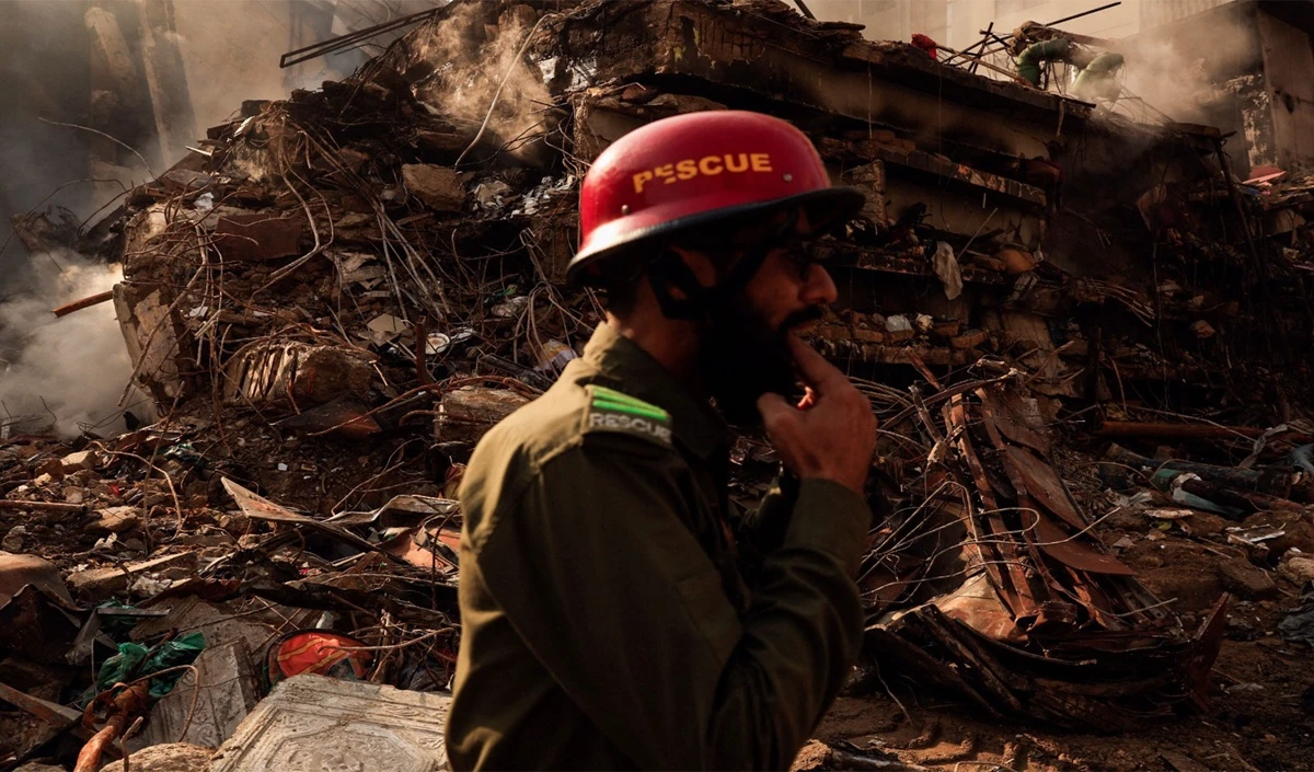 Karachi Mall Fire: मौत का आंकड़ा 67 पार, एक हफ्ते बाद भी मलबे में दबी हैं जिंदगियां, Rescue Operation जारी Karachi Mall Fire: मौत का आंकड़ा 67 पार, एक हफ्ते बाद भी मलबे में दबी हैं जिंदगियां, Rescue Operation जारी