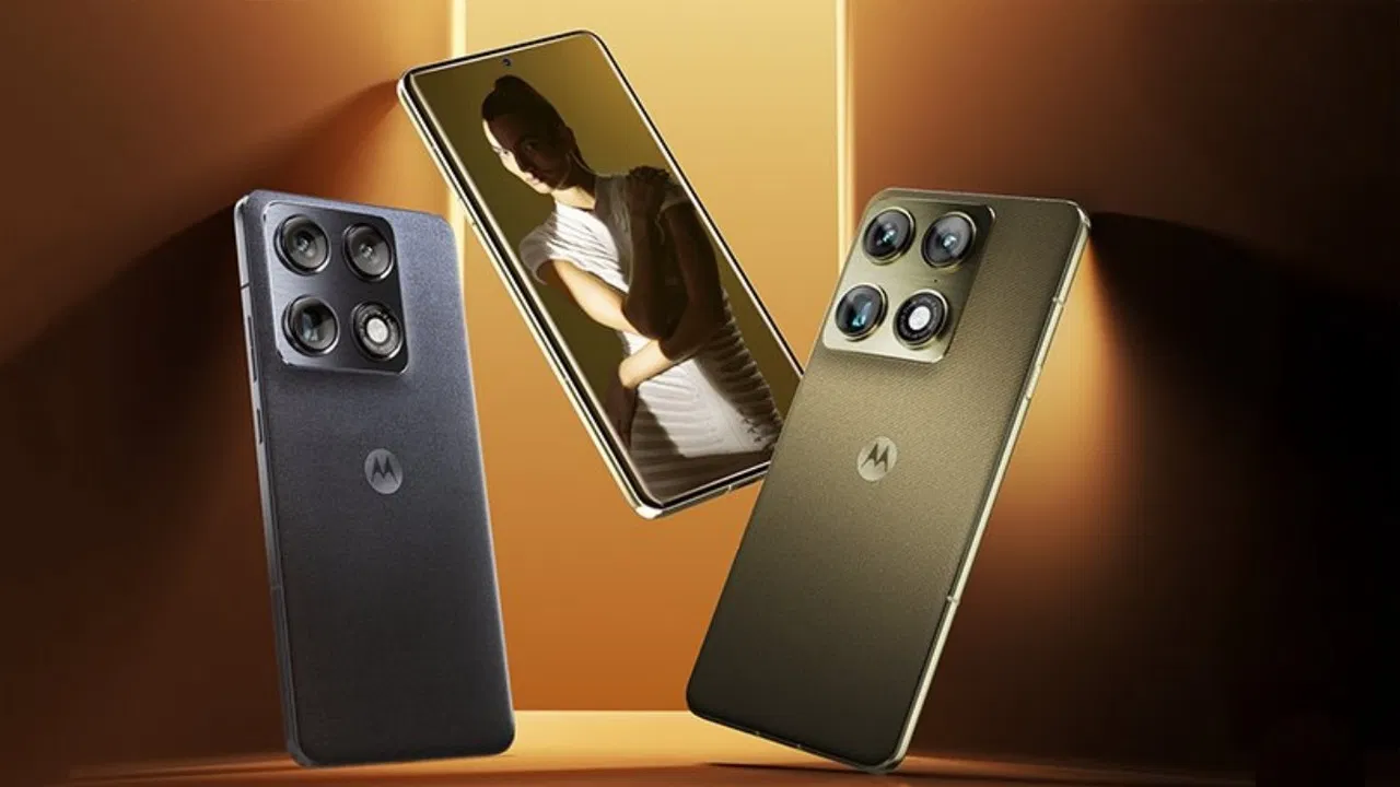 Motorola Signature: लॉन्च डेट कंफर्म, प्रीमियम फीचर्स के साथ आते ही छा जाएगा ये फोन Motorola Signature: लॉन्च डेट कंफर्म, प्रीमियम फीचर्स के साथ आते ही छा जाएगा ये फोन