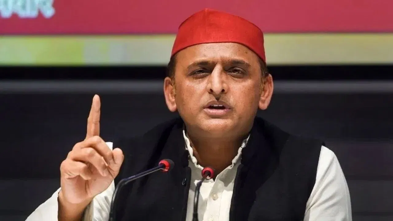PDA का वोट काटने की साजिश… यूपी में SIR के ड्राफ्ट पर बोले अखिलेश यादव, ECI और BJP को घेरा PDA का वोट काटने की साजिश... यूपी में SIR के ड्राफ्ट पर बोले अखिलेश यादव, ECI और BJP को घेरा