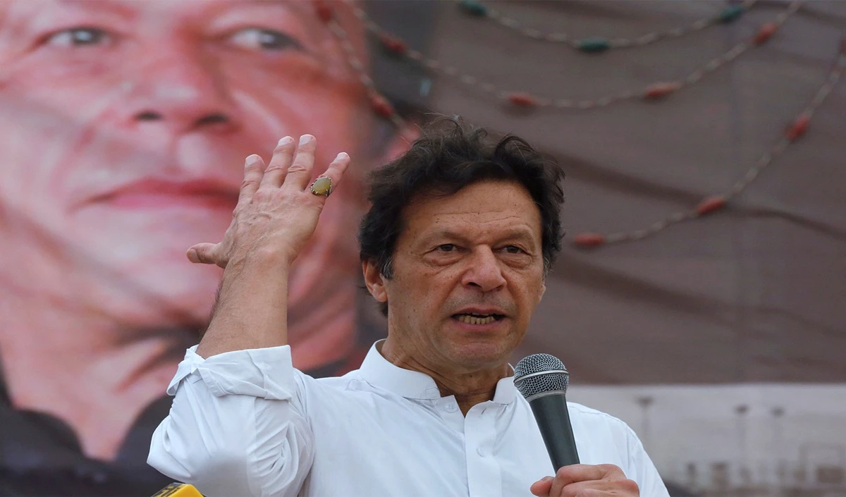 Pakistan Jail में Imran Khan का गुपचुप Eye Operation, PTI ने उठाए गंभीर सवाल Pakistan Jail में Imran Khan का गुपचुप Eye Operation, PTI ने उठाए गंभीर सवाल