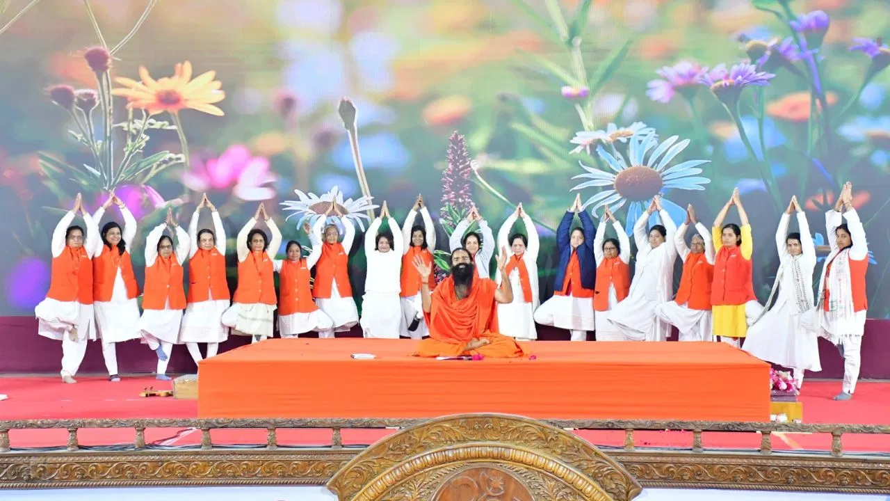 Patanjali Yogpeeth: योग-आयुर्वेद में है वो ताकत, 200 देश वीजा नहीं मांगेंगे…पतंजलि के 32वें स्थापना दिवस पर बोले स्वामी रामदेव Patanjali Yogpeeth: योग-आयुर्वेद में है वो ताकत, 200 देश वीजा नहीं मांगेंगे...पतंजलि के 32वें स्थापना दिवस पर बोले स्वामी रामदेव