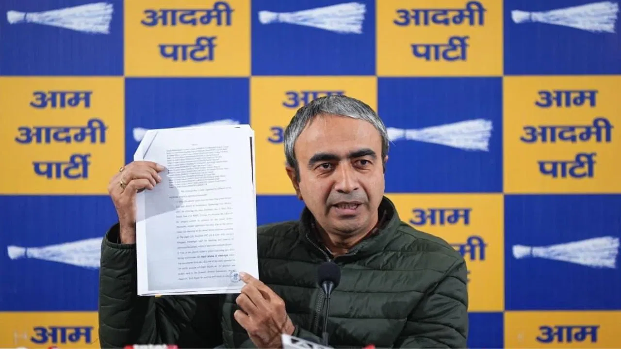 आतिशी मामले में BJP के एजेंडा की पोल खुली… अनुराग ढांडा का स्पीकर विजेंद्र गुप्ता पर हमला आतिशी मामले में BJP के एजेंडा की पोल खुली... अनुराग ढांडा का स्पीकर विजेंद्र गुप्ता पर हमला
