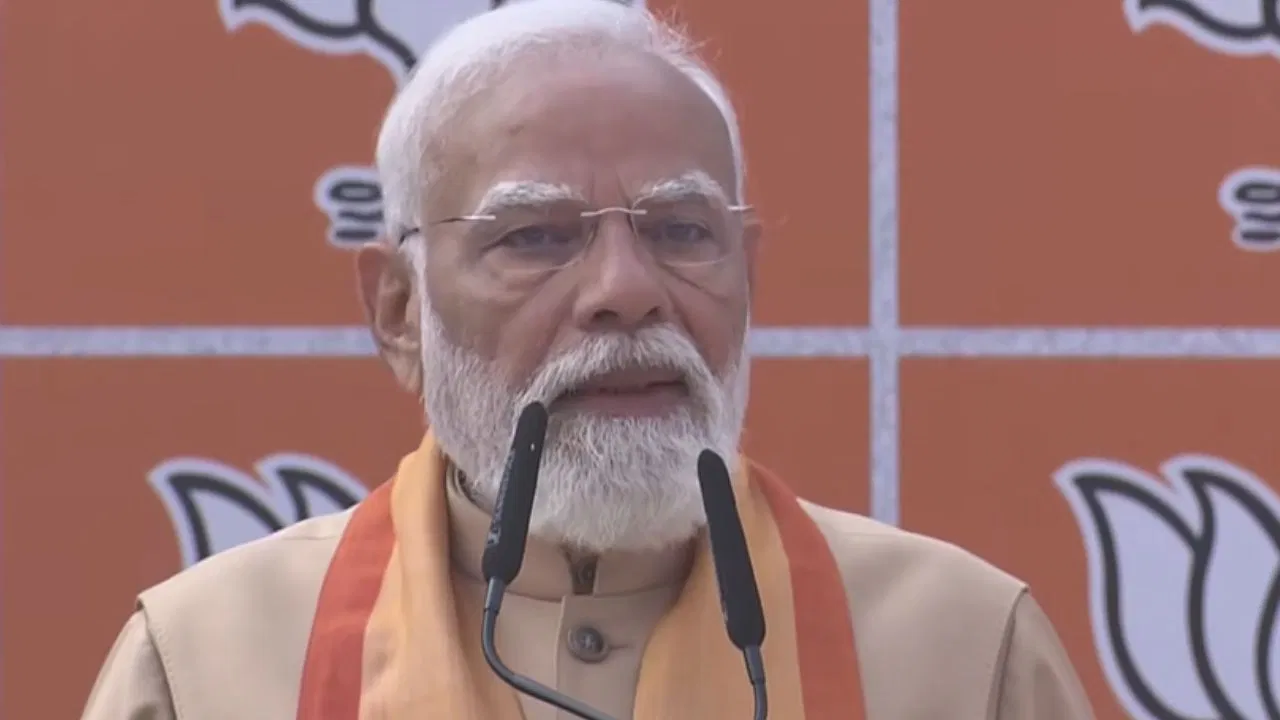 इनका दायरा इंटरनेशनल हो रहा है… पीएम मोदी ने बताई अर्बन नक्सल की स्टाइल, बोले इस तरह से करते हैं अलग-थलग इनका दायरा इंटरनेशनल हो रहा है... पीएम मोदी ने बताई अर्बन नक्सल की स्टाइल, बोले इस तरह से करते हैं अलग-थलग