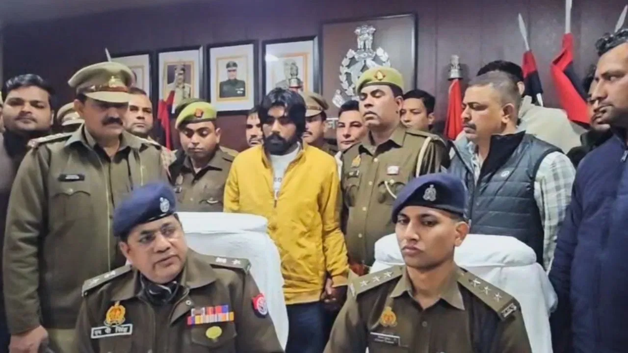 किसी का नाम ‘पिस्टल’ तो किसी का ‘कटप्पा’… शामली में पकड़ा गया Y.G किंग गैंग का सरगना किसी का नाम 'पिस्टल' तो किसी का 'कटप्पा'... शामली में पकड़ा गया Y.G किंग गैंग का सरगना
