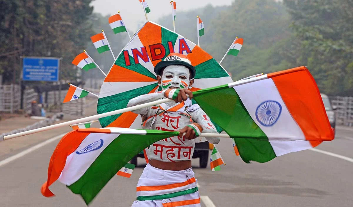 गणतंत्र के 76 वर्ष: संविधान की आत्मा और लोकतंत्र का यथार्थ गणतंत्र के 76 वर्ष: संविधान की आत्मा और लोकतंत्र का यथार्थ