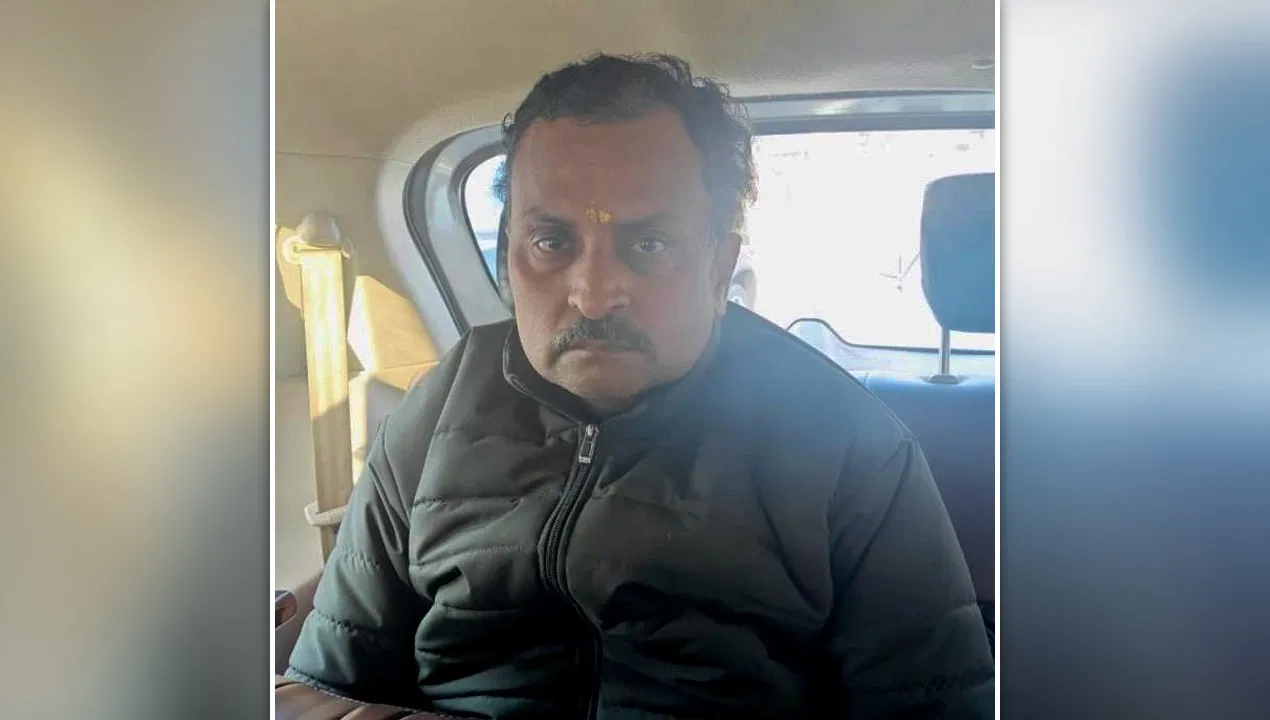गाजियाबाद: ‘जॉइंट सेक्रेटरी बोल रहा…’ अफसर बनकर जेल में युवक ने किया फोन, अधिकारियों को धमकाया गाजियाबाद: 'जॉइंट सेक्रेटरी बोल रहा...' अफसर बनकर जेल में युवक ने किया फोन, अधिकारियों को धमकाया