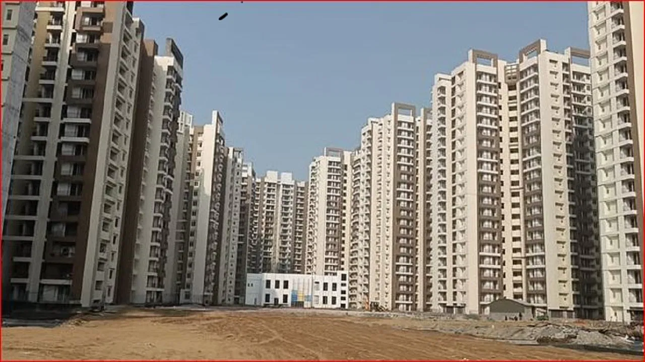 ग्रेटर नोएडा में न्यू ईयर पार्टी कर रहा था बिहार का विनीत, अचानक बिल्डिंग की 15वीं मंजिल से गिरा, हो गई मौत ग्रेटर नोएडा में न्यू ईयर पार्टी कर रहा था बिहार का विनीत, अचानक बिल्डिंग की 15वीं मंजिल से गिरा, हो गई मौत