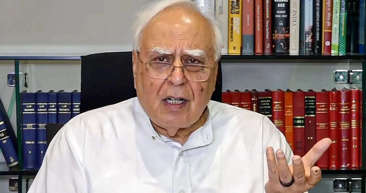 ‘चुनाव आते ही एक्टिव हो जाती है ED’, कपिल सिब्बल बोले- विपक्ष को डराने के लिए BJP ने दी खुली छूट 'चुनाव आते ही एक्टिव हो जाती है ED', कपिल सिब्बल बोले- विपक्ष को डराने के लिए BJP ने दी खुली छूट