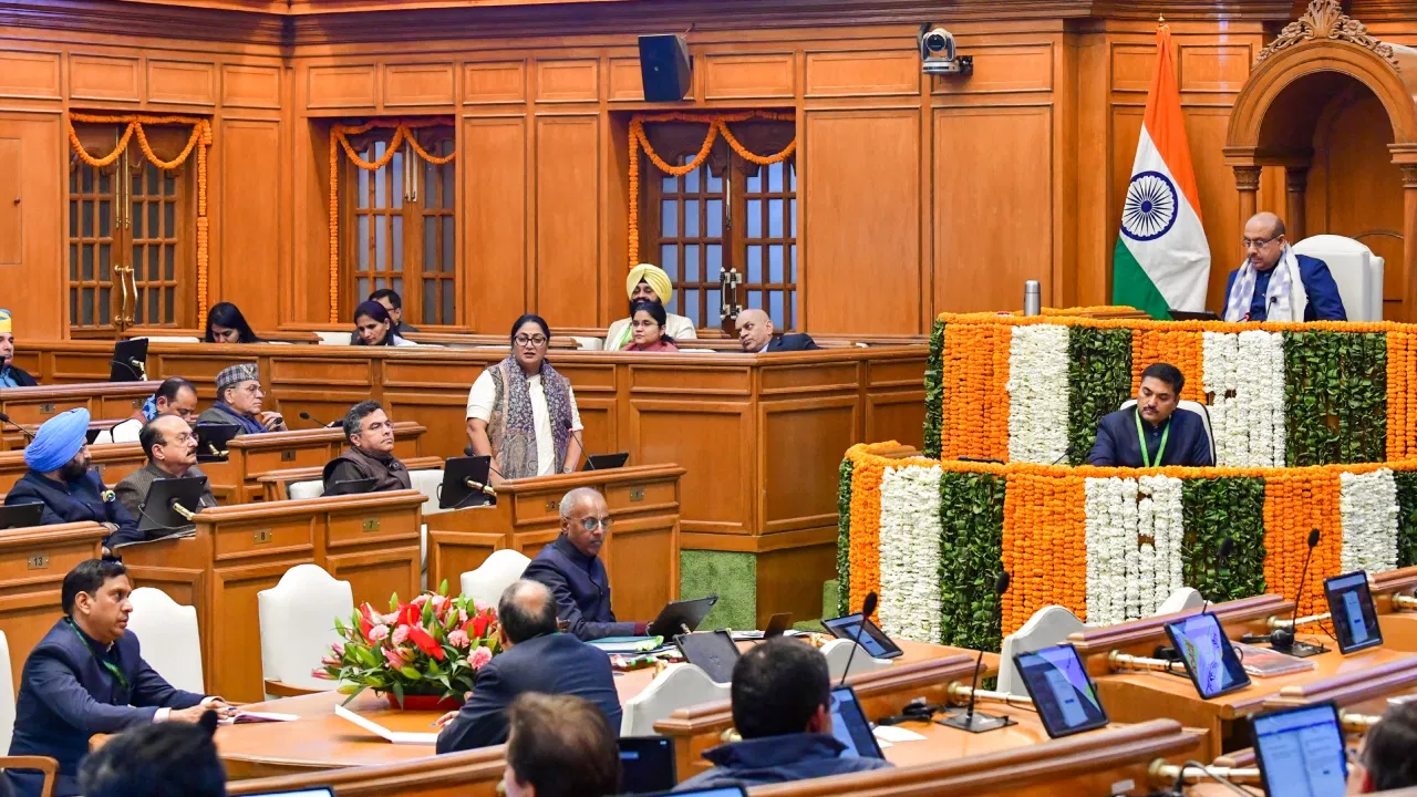 दिल्ली विधानसभा सत्र: प्रदूषण और गुरु तेग बहादुर जी पर हंगामा; आतिशी के खिलाफ निंदा प्रस्ताव की तैयारी दिल्ली विधानसभा सत्र: प्रदूषण और गुरु तेग बहादुर जी पर हंगामा; आतिशी के खिलाफ निंदा प्रस्ताव की तैयारी
