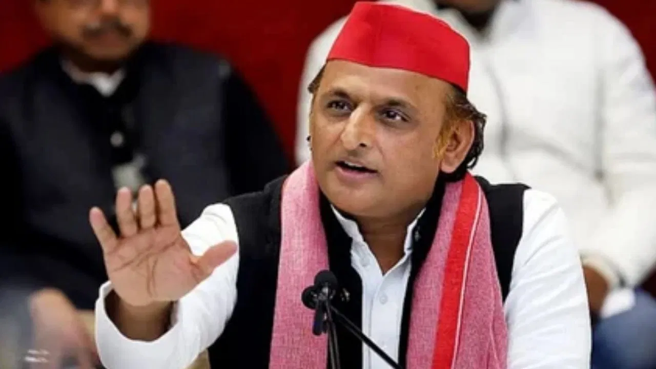 ‘दीदी’ से ED हारी,SIR सिर्फ वोट काटने के लिए… बंगाल में अखिलेश का BJP पर हमला 'दीदी' से ED हारी,SIR सिर्फ वोट काटने के लिए... बंगाल में अखिलेश का BJP पर हमला