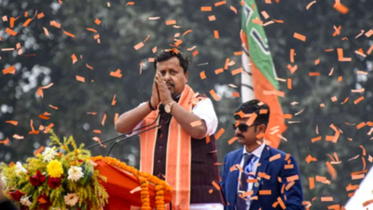 नितिन नबीन के हाथ BJP की कमान, PM मोदी की मौजूदगी में औपचारिक ऐलान नितिन नबीन के हाथ BJP की कमान, PM मोदी की मौजूदगी में औपचारिक ऐलान