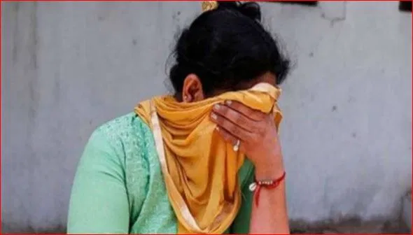 पति खाता था ताकत बढ़ाने की गोलियां, परेशान होकर पत्नी ने फिर एक रात… सूरत की सनसनीखेज वारदात पति खाता था ताकत बढ़ाने की गोलियां, परेशान होकर पत्नी ने फिर एक रात... सूरत की सनसनीखेज वारदात