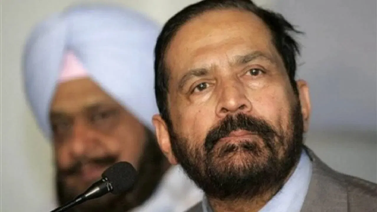 पुणेः पूर्व केंद्रीय मंत्री सुरेश कलमाड़ी का निधन, कुछ दिनों से थे बीमार पुणेः पूर्व केंद्रीय मंत्री सुरेश कलमाड़ी का निधन, कुछ दिनों से थे बीमार