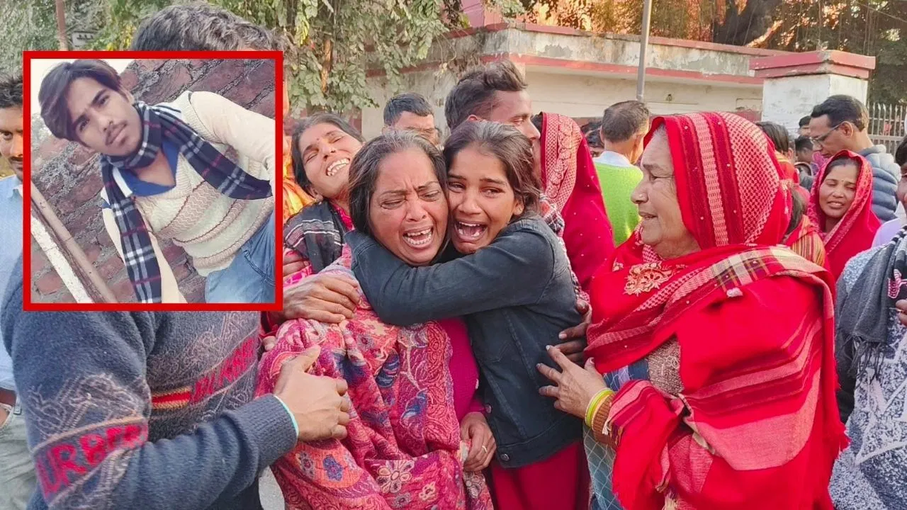 बरेली में दलित युवक की हत्या से बवाल, भारी पुलिस बल तैनात; जाम कर दिया हाईवे बरेली में दलित युवक की हत्या से बवाल, भारी पुलिस बल तैनात; जाम कर दिया हाईवे