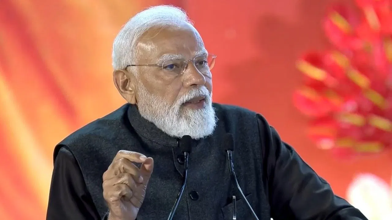 भारत के Zen-G रिस्क लेने से पीछे न हटें, सरकार आपके साथ… ‘विकसित भारत यंग लीडर्स डायलॉग’ में बोले PM मोदी भारत के Zen-G रिस्क लेने से पीछे न हटें, सरकार आपके साथ... 'विकसित भारत यंग लीडर्स डायलॉग' में बोले PM मोदी