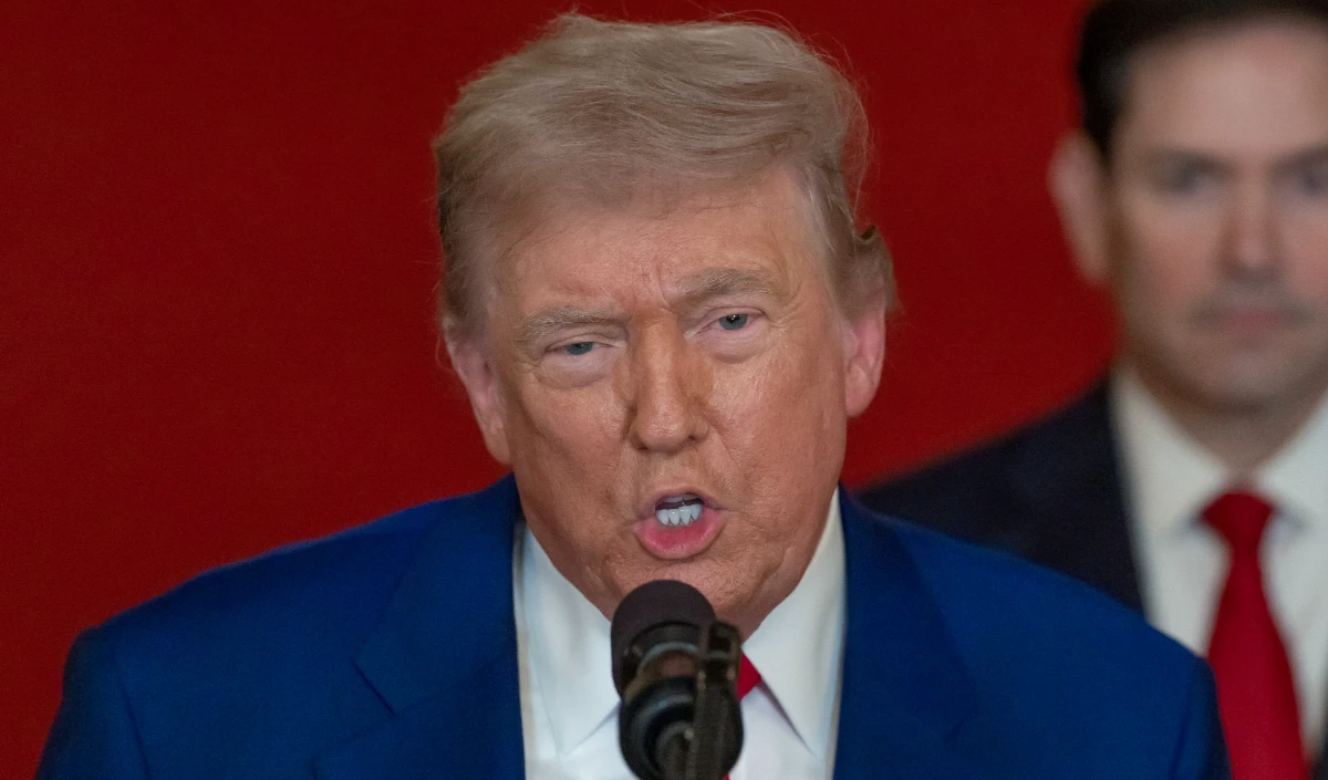 महाभियोग का डर या चुनावी दांव? Donald Trump बोले- मध्यावधि चुनाव में हार का मतलब है मेरी कुर्सी पर खतरा महाभियोग का डर या चुनावी दांव? Donald Trump बोले- मध्यावधि चुनाव में हार का मतलब है मेरी कुर्सी पर खतरा