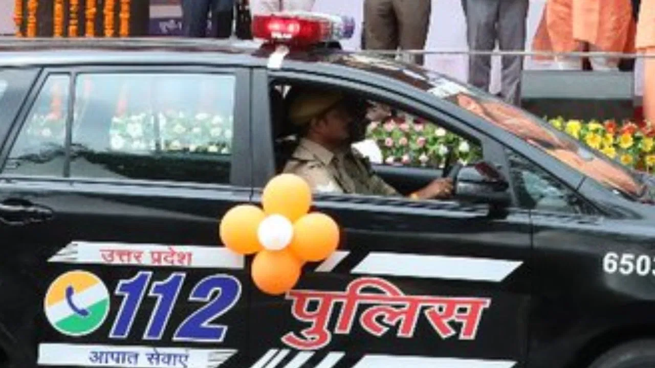 ‘हेलो साहब जल्दी आओ’… एक महीने में 143 बार डायल-112 पर की कॉल, नशेड़ी ने ग्रेटर नोएडा पुलिस को खूब दौड़ाया 'हेलो साहब जल्दी आओ'... एक महीने में 143 बार डायल-112 पर की कॉल, नशेड़ी ने ग्रेटर नोएडा पुलिस को खूब दौड़ाया