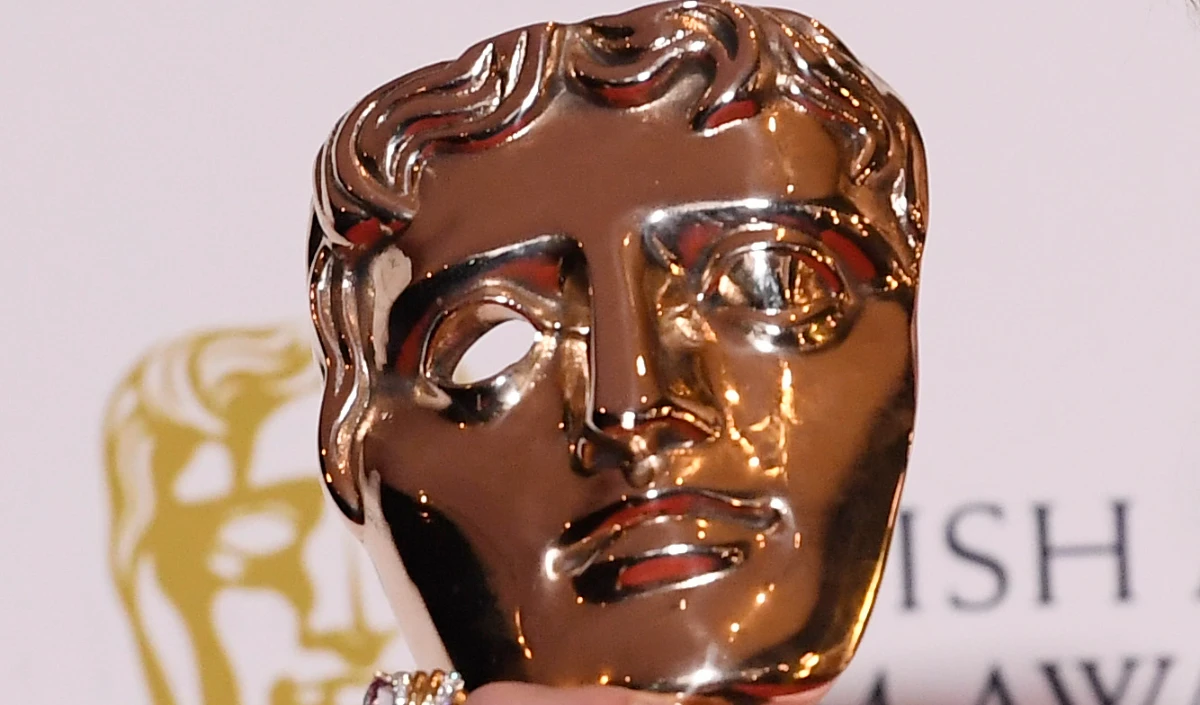 BAFTA Awards में मचा नस्लीय बवाल! अश्वेत सितारों के मंच पर होने के दौरान गूंजी गालियां, बाफ्टा और BBC ने मांगी माफी BAFTA Awards में मचा नस्लीय बवाल! अश्वेत सितारों के मंच पर होने के दौरान गूंजी गालियां, बाफ्टा और BBC ने मांगी माफी