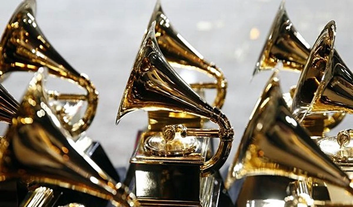 Grammy Awards 2026 | Kendrick Lamar और Bad Bunny की धूम, यहाँ देखें विजेताओं की पूरी सूची Grammy Awards 2026 | Kendrick Lamar और Bad Bunny की धूम, यहाँ देखें विजेताओं की पूरी सूची