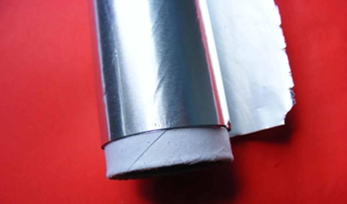 Health Tips: Aluminium Foil में पैक खाना है Slow Poison, Alzheimer के Risk से बचाएगा यह देसी तरीका Health Tips: Aluminium Foil में पैक खाना है Slow Poison, Alzheimer के Risk से बचाएगा यह देसी तरीका