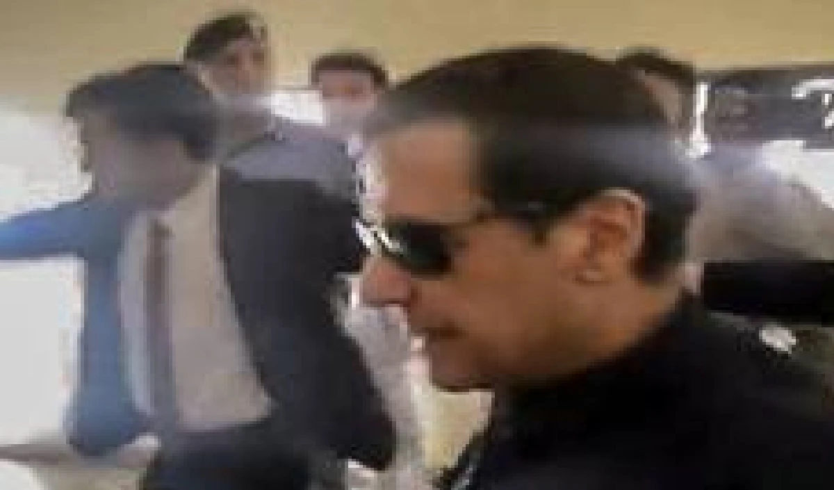 Imran Khan हुए अंधे? पाकिस्तान में बगावत, मुनीर-शहबाज की उलटी गिनती शुरू! Imran Khan हुए अंधे? पाकिस्तान में बगावत, मुनीर-शहबाज की उलटी गिनती शुरू!