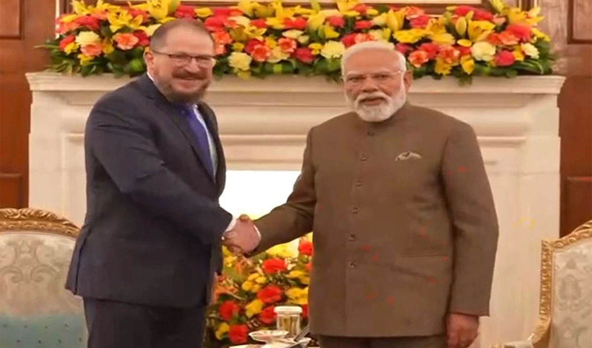 India AI Impact Summit में PM Modi की Qualcomm CEO से अहम बैठक, सेमीकंडक्टर-6G पर हुई बात India AI Impact Summit में PM Modi की Qualcomm CEO से अहम बैठक, सेमीकंडक्टर-6G पर हुई बात