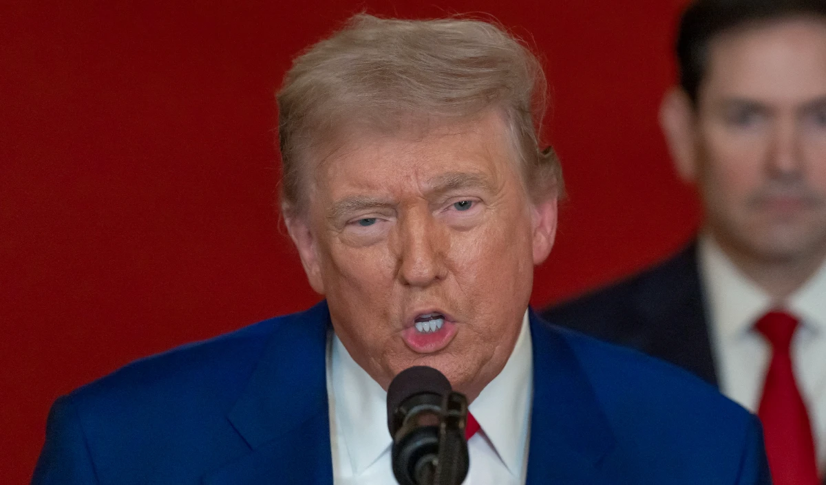 India-Venezuela Oil Deal | ‘ईरान नहीं, अब वेनेजुएला से तेल खरीदेगा भारत’, Donald Trump का बड़ा दावा India-Venezuela Oil Deal | 'ईरान नहीं, अब वेनेजुएला से तेल खरीदेगा भारत', Donald Trump का बड़ा दावा