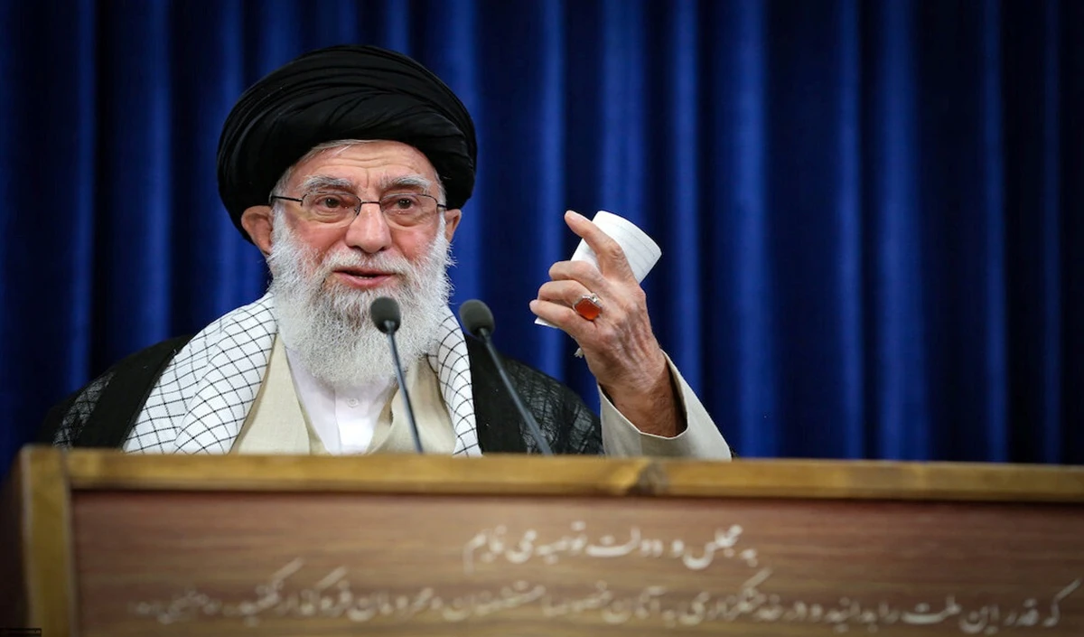 Iran में कुछ बड़ा होने वाला है? Supreme Leader Khamenei ने तोड़ा 37 साल का रिकॉर्ड Iran में कुछ बड़ा होने वाला है? Supreme Leader Khamenei ने तोड़ा 37 साल का रिकॉर्ड